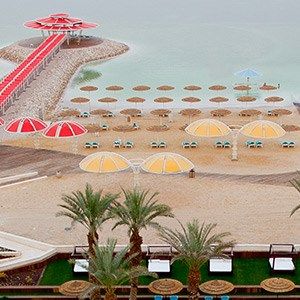 תמונה של חוף ים המלח